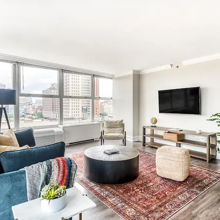 Cozysuites 800 Tower 1Br With Gym! 21